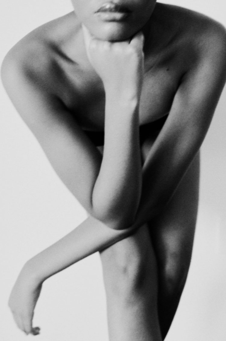 fine art photographer rebekka eliza limited prints body bw 